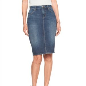 Denim pencil skirt